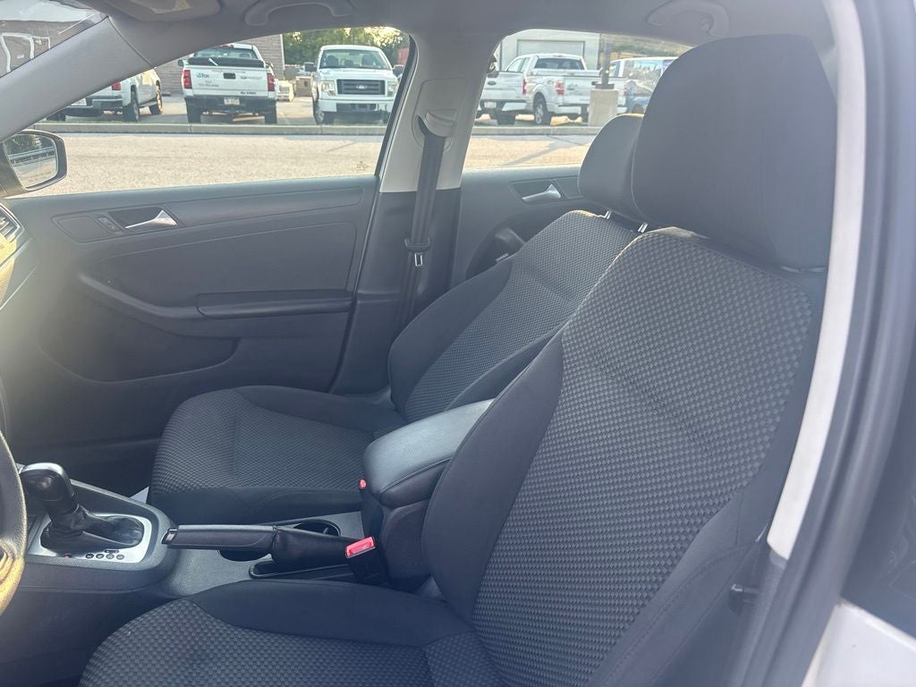 2013 Volkswagen Jetta 2.0L S