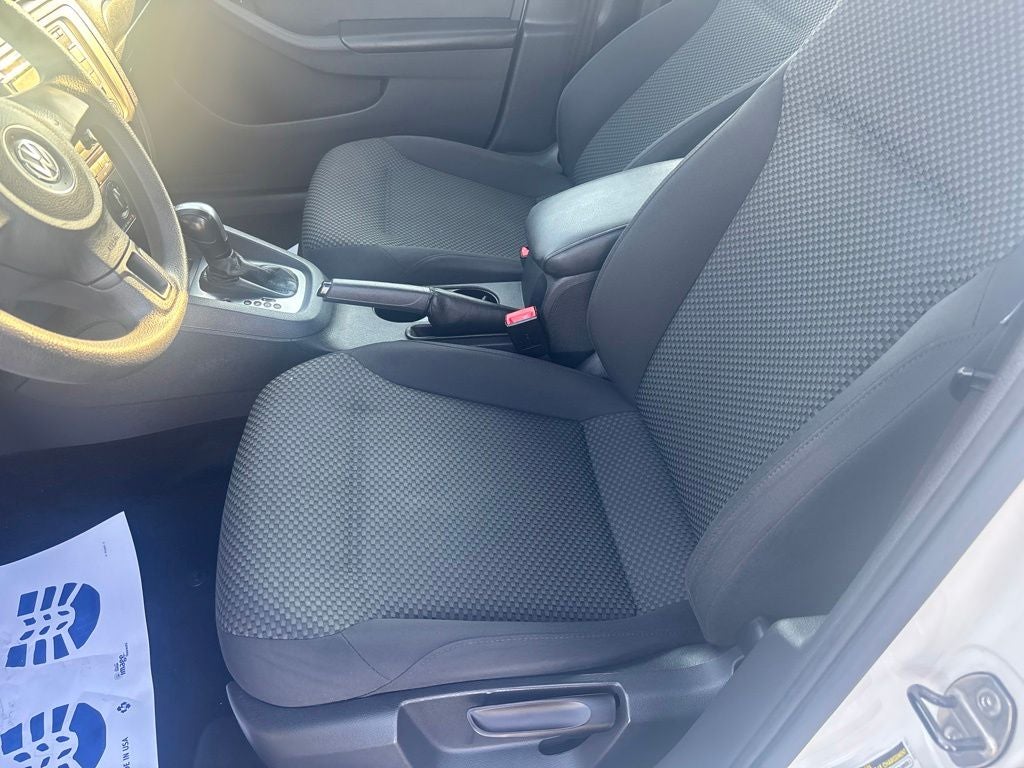 2013 Volkswagen Jetta 2.0L S