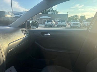 2013 Volkswagen Jetta 2.0L S