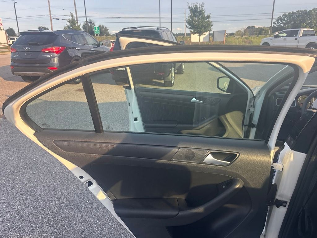 2013 Volkswagen Jetta 2.0L S