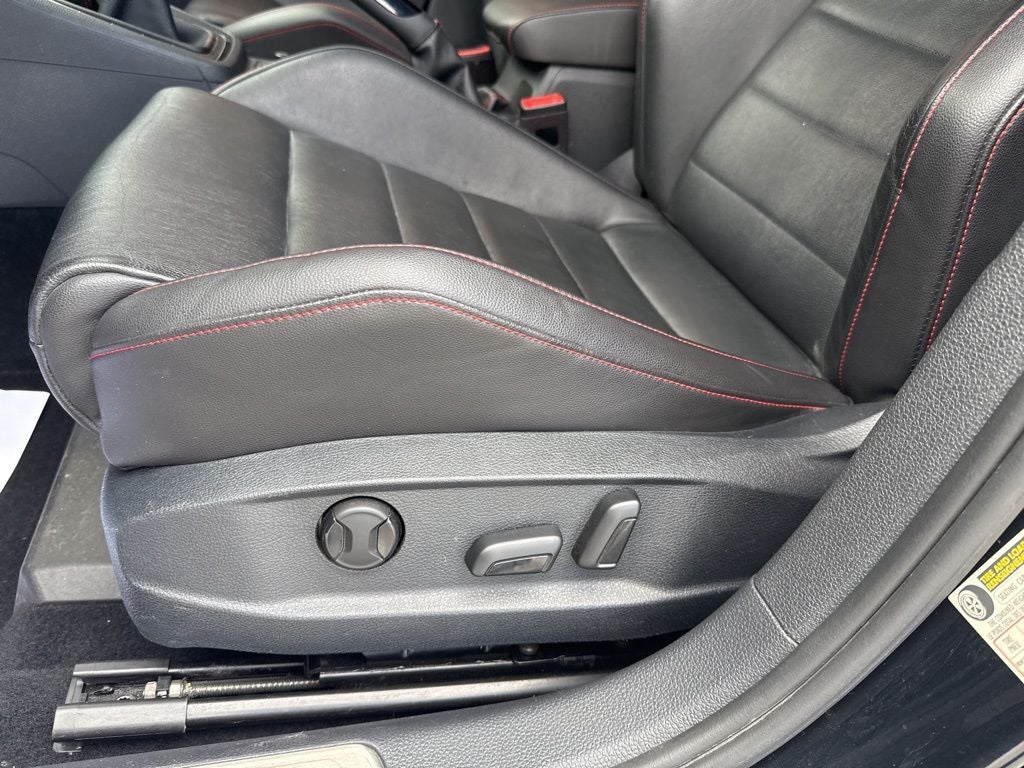 2021 Volkswagen Golf GTI Autobahn
