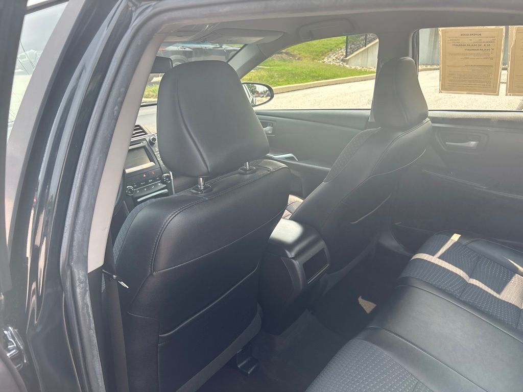 2015 Toyota Camry SE