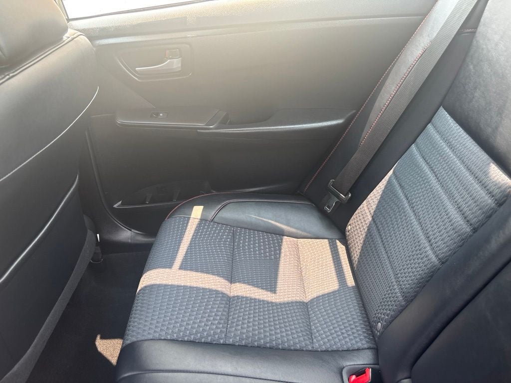 2015 Toyota Camry SE
