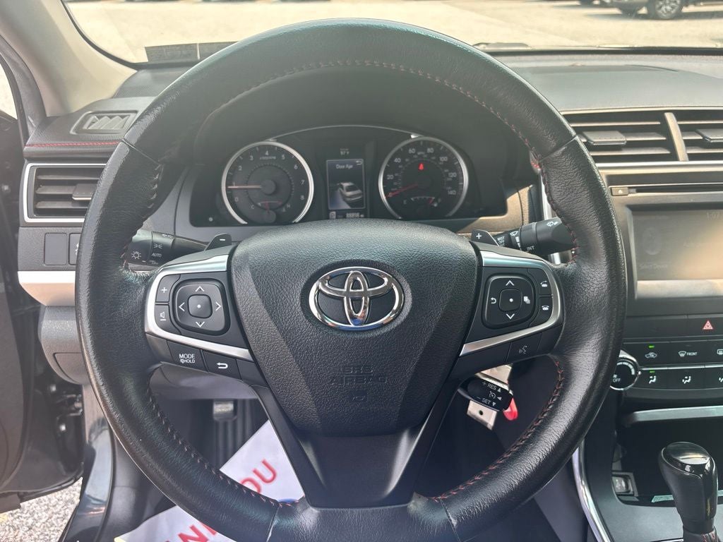 2015 Toyota Camry SE