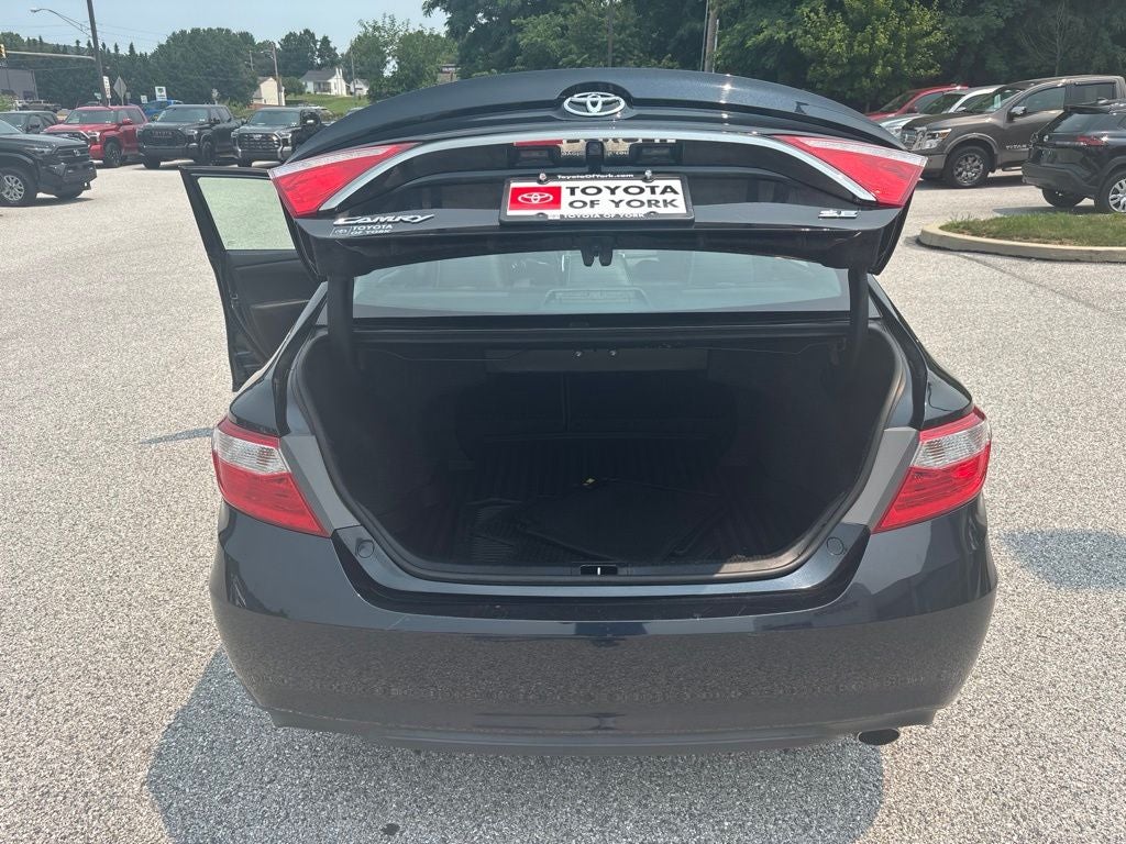 2015 Toyota Camry SE