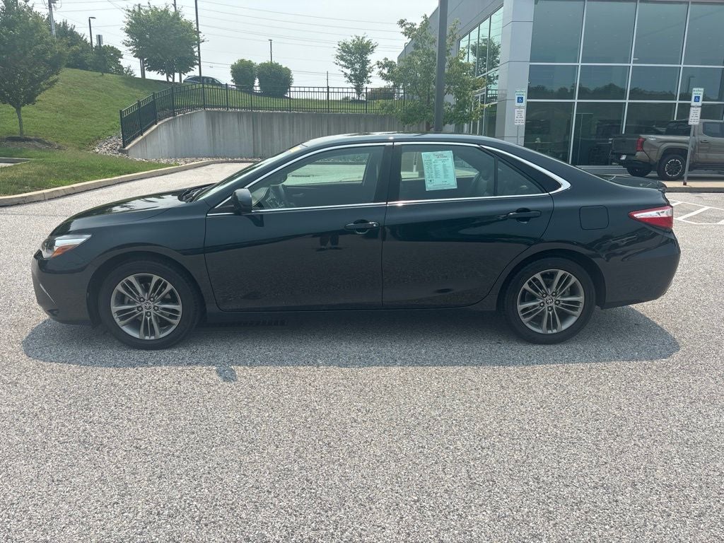 2015 Toyota Camry SE