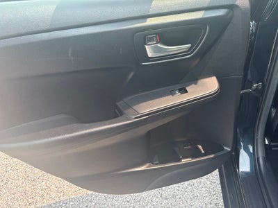2015 Toyota Camry SE