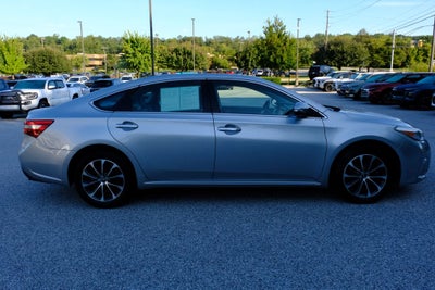 2018 Toyota Avalon XLE