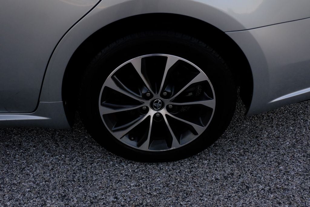 2018 Toyota Avalon XLE