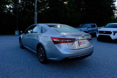 2018 Toyota Avalon XLE
