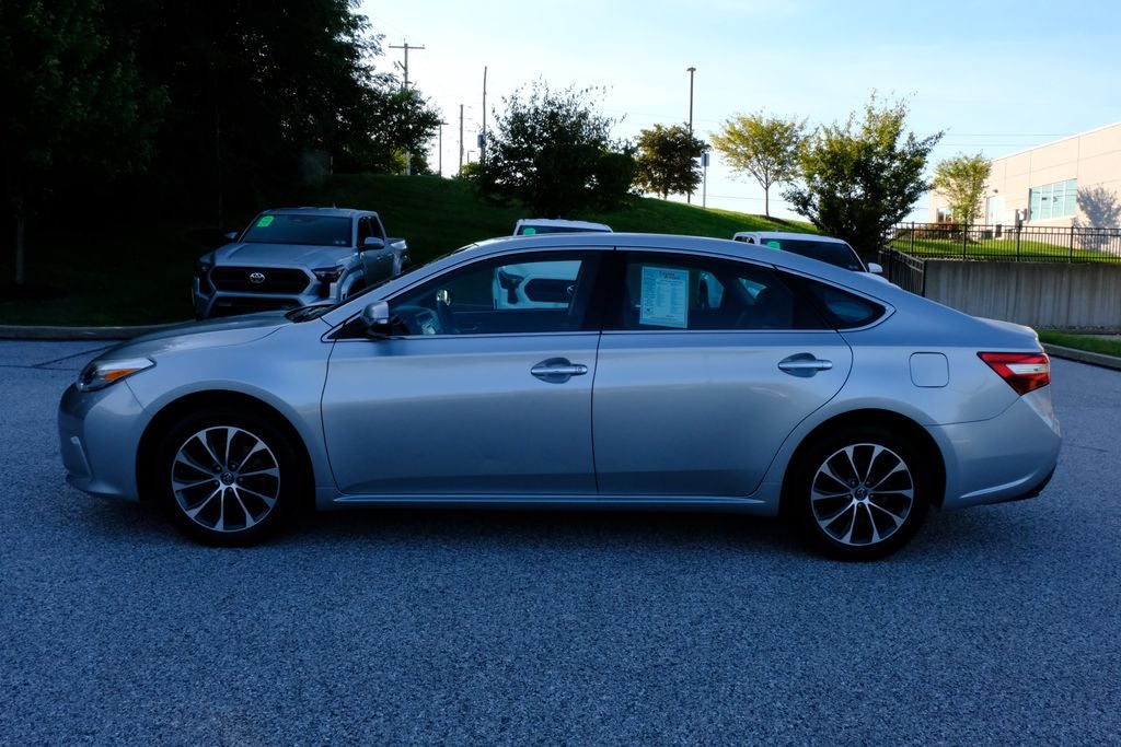 2018 Toyota Avalon XLE