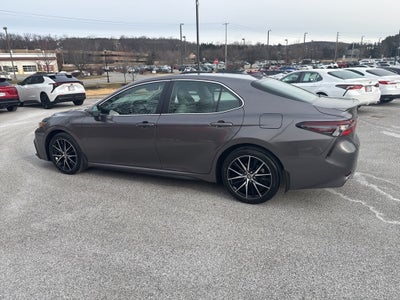 2024 Toyota Camry SE