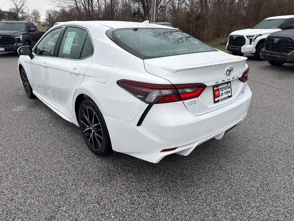 2024 Toyota Camry SE