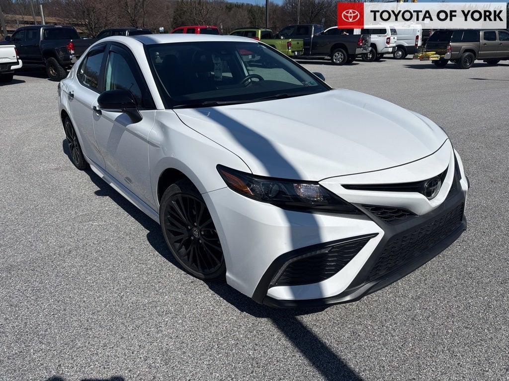 2022 Toyota Camry SE Nightshade