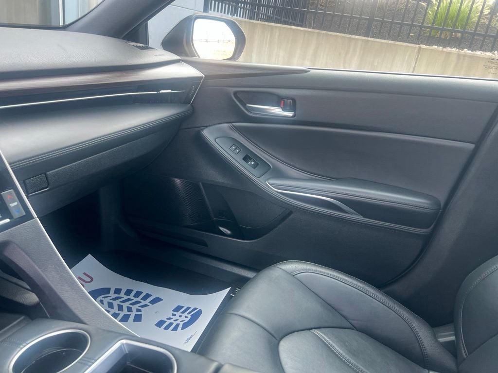 2021 Toyota Avalon XLE