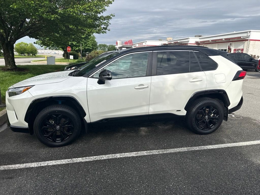 2022 Toyota RAV4 Hybrid XSE