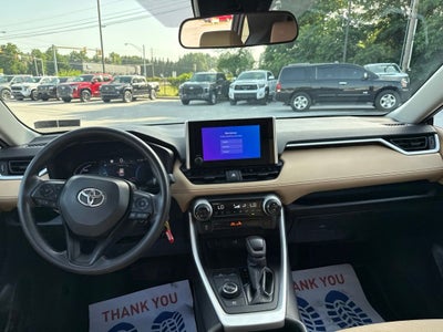 2023 Toyota RAV4 Hybrid LE
