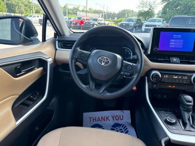 2023 Toyota RAV4 Hybrid LE
