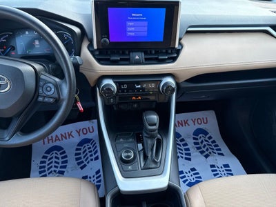 2023 Toyota RAV4 Hybrid LE