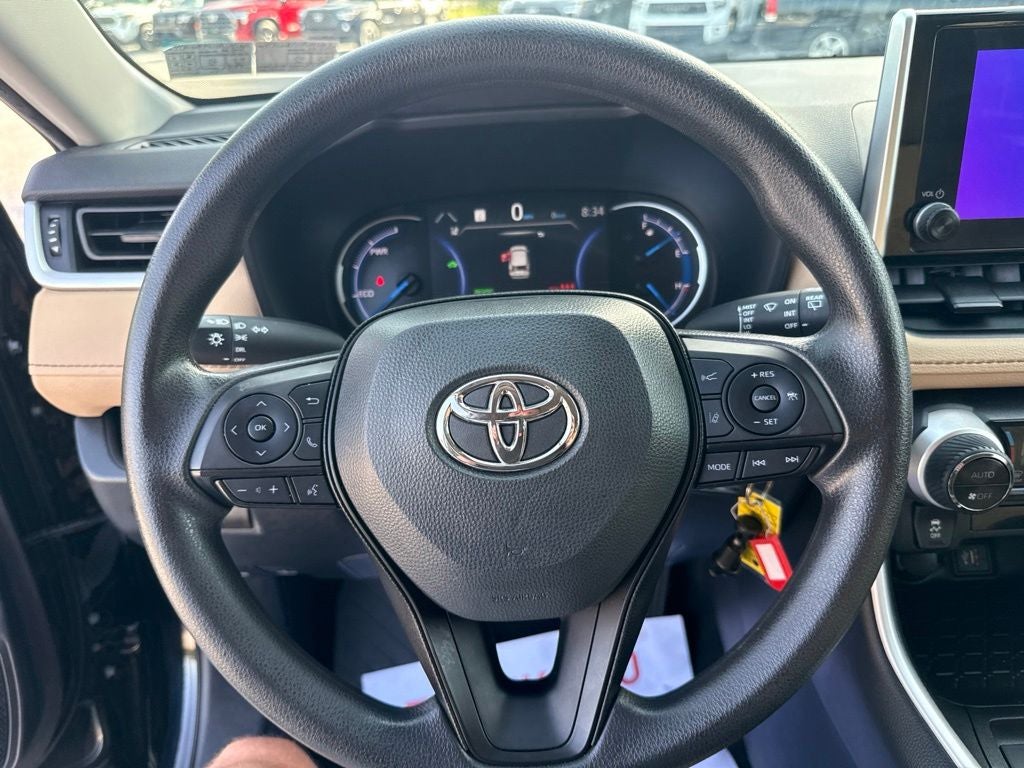 2023 Toyota RAV4 Hybrid LE
