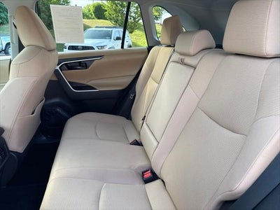 2023 Toyota RAV4 Hybrid LE