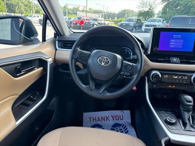 2023 Toyota RAV4 Hybrid LE