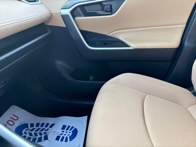 2023 Toyota RAV4 Hybrid LE
