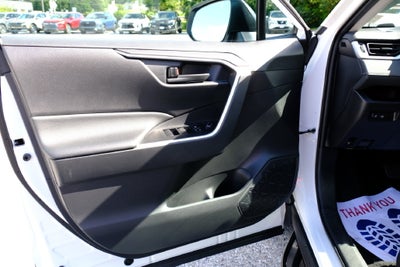 2021 Toyota RAV4 Hybrid LE