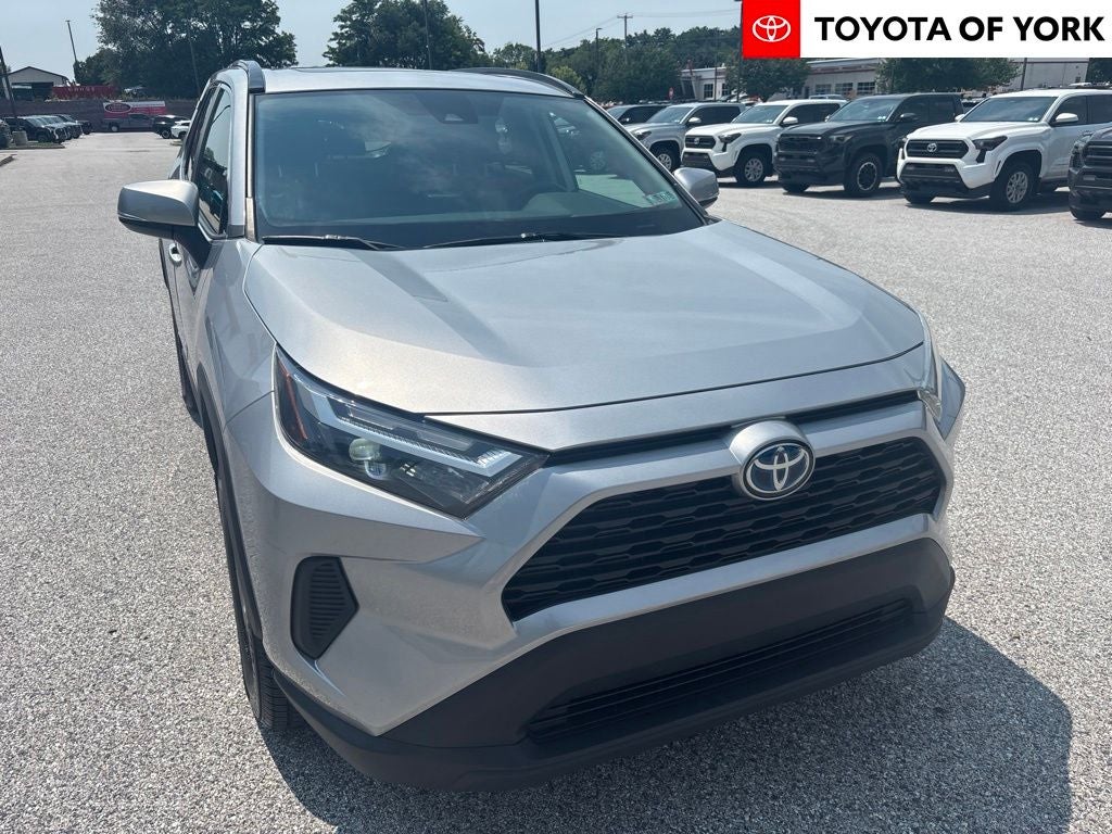 2022 Toyota RAV4 Hybrid XLE