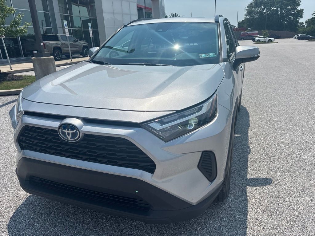 2022 Toyota RAV4 Hybrid XLE