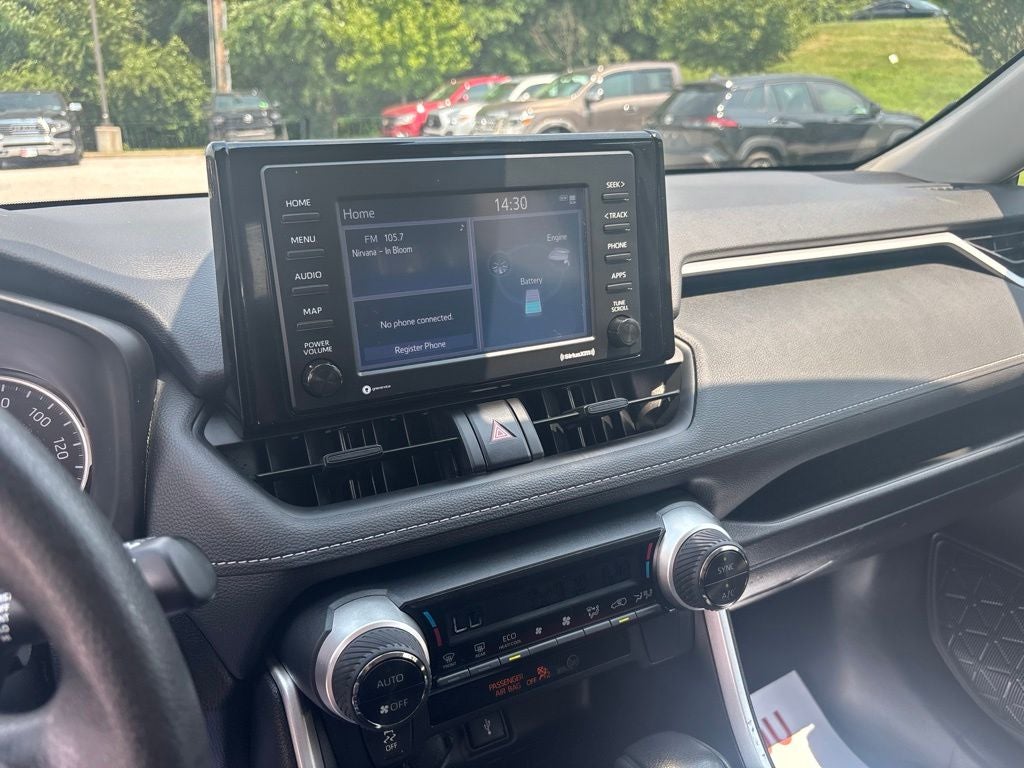 2022 Toyota RAV4 Hybrid XLE