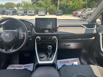 2022 Toyota RAV4 Hybrid XLE