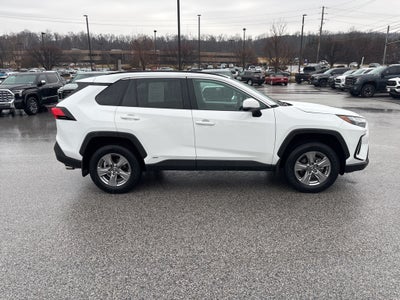 2024 Toyota RAV4 Hybrid XLE