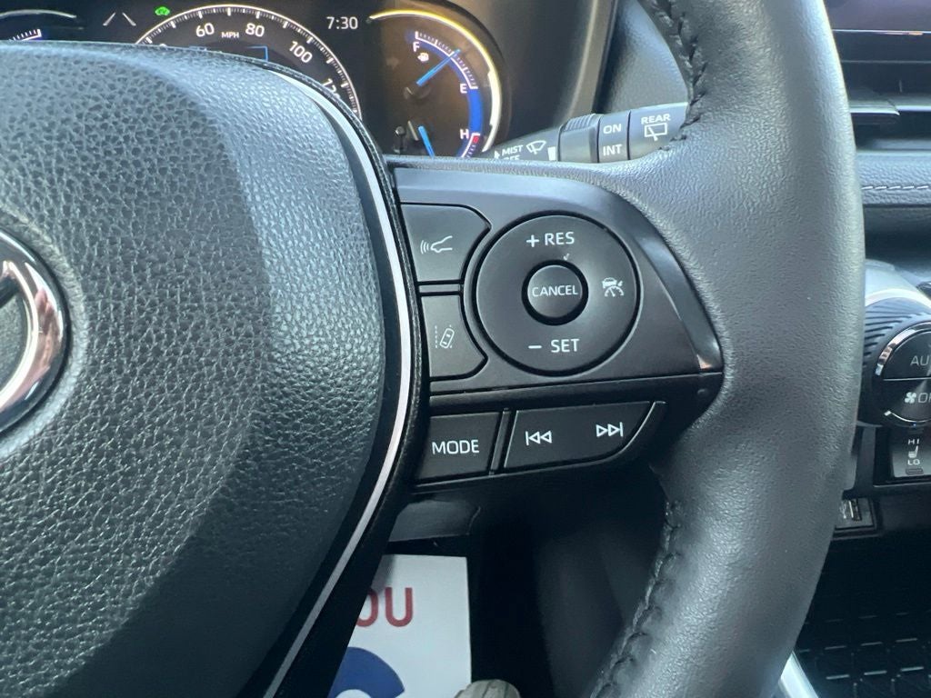 2023 Toyota RAV4 Hybrid XLE