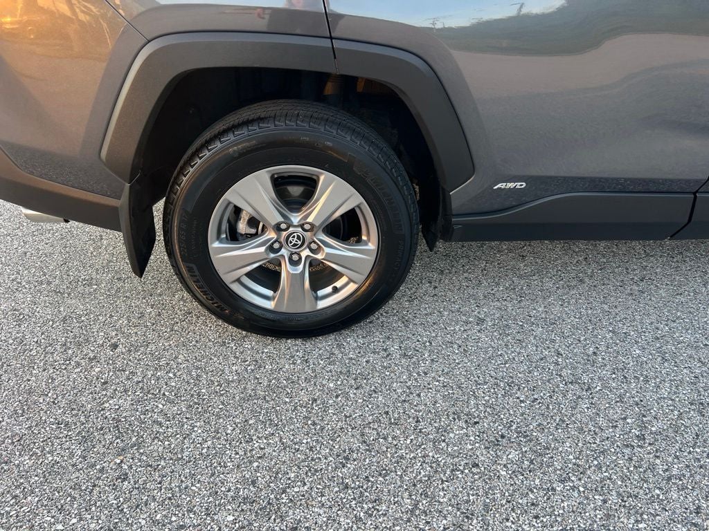 2023 Toyota RAV4 Hybrid XLE
