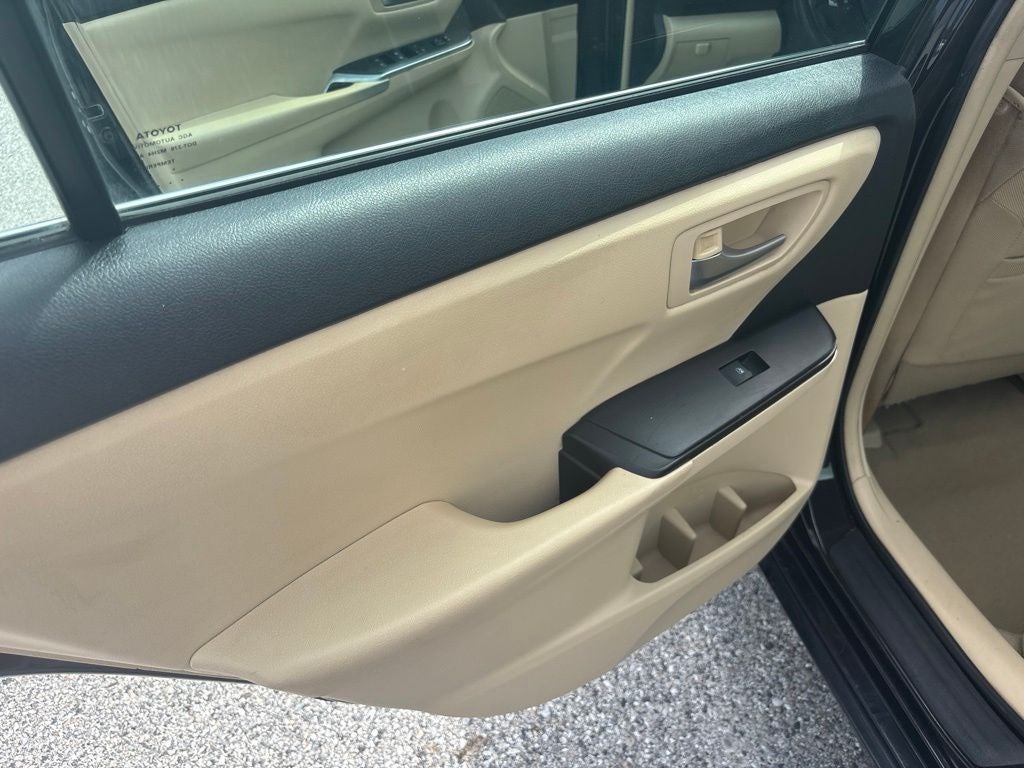 2016 Toyota Camry LE