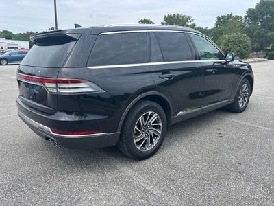 2023 Lincoln Aviator Livery Premium