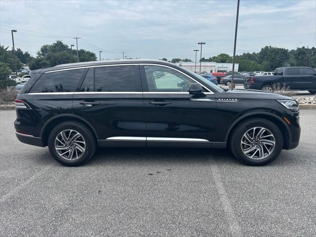 2023 Lincoln Aviator Livery Premium