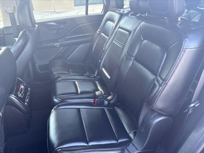 2023 Lincoln Aviator Livery Premium