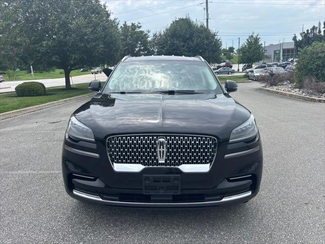 2023 Lincoln Aviator Livery Premium