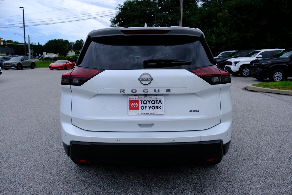 2025 Nissan Rogue SV
