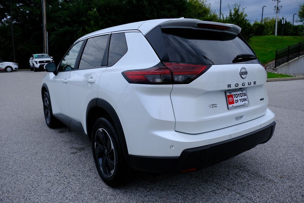 2025 Nissan Rogue SV