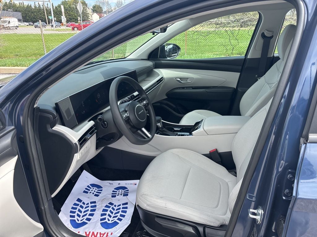 2025 Hyundai Tucson SE