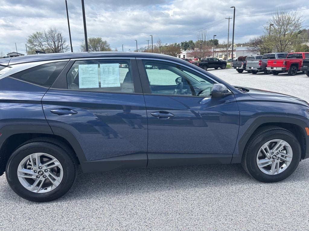 2025 Hyundai Tucson SE