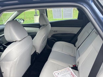 2025 Hyundai Tucson SE