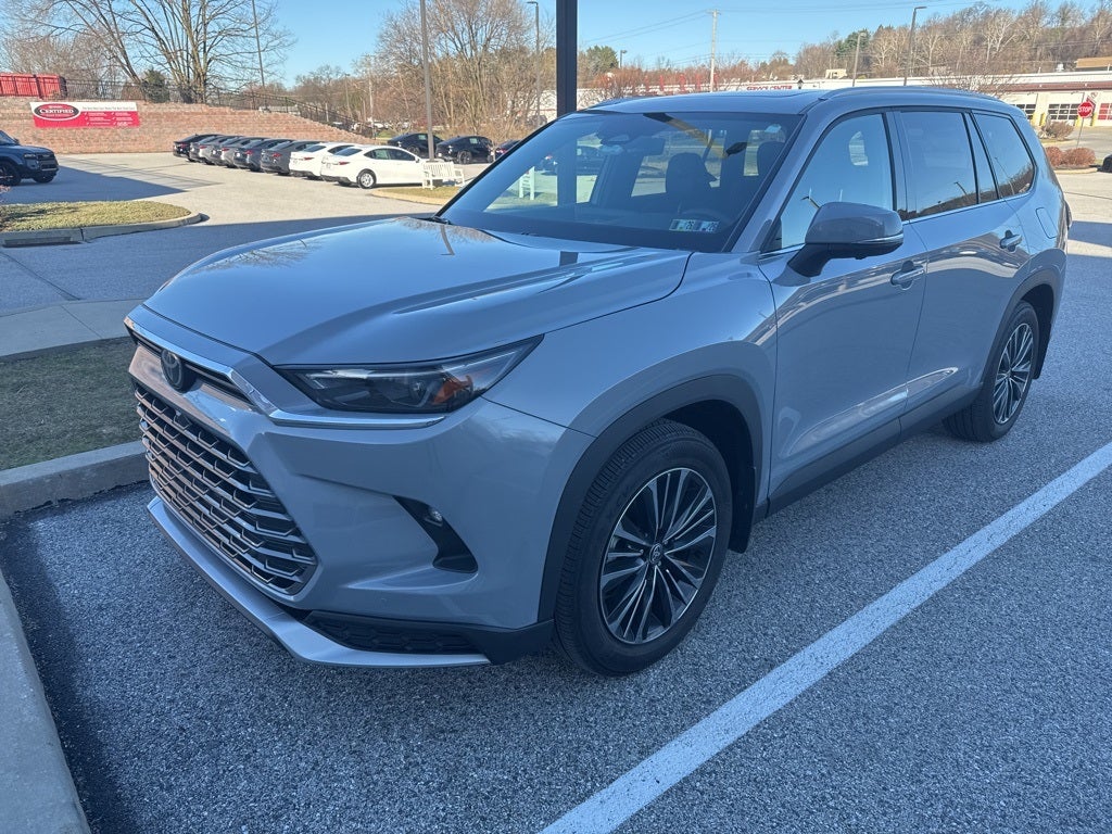 2025 Toyota Grand Highlander Hybrid MAX Platinum