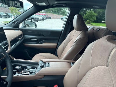 2025 Toyota Grand Highlander Hybrid MAX Platinum