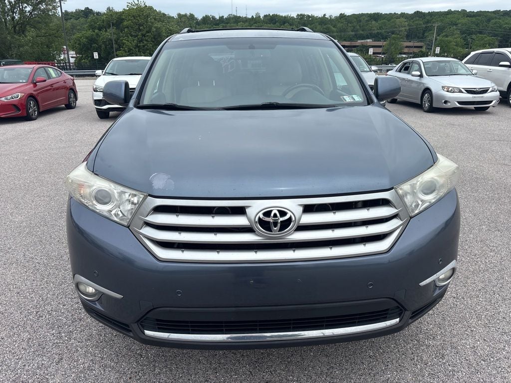 2011 Toyota Highlander SE