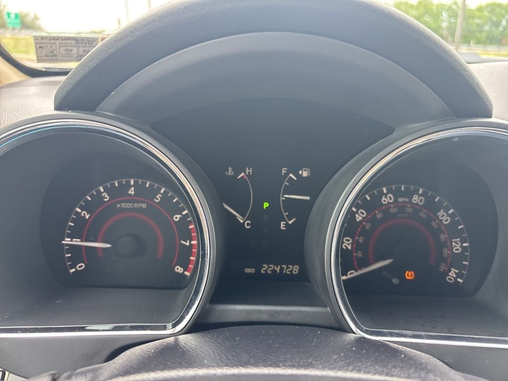 2011 Toyota Highlander SE