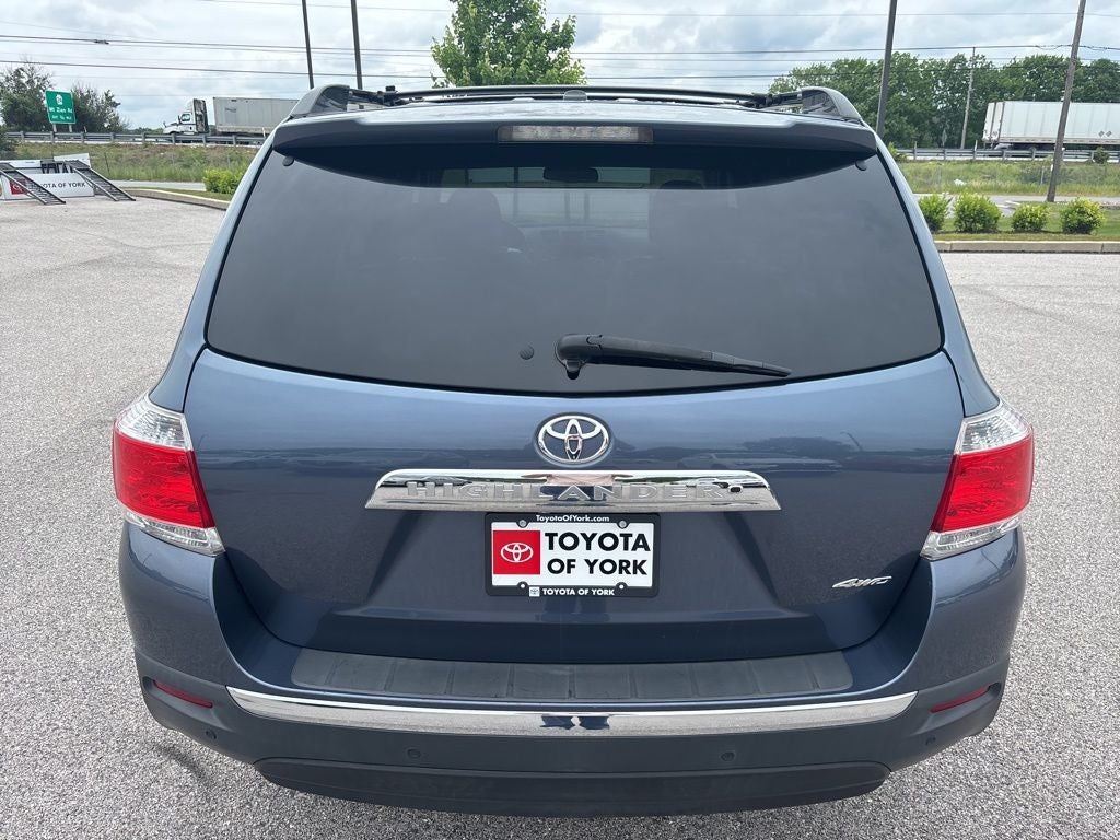 2011 Toyota Highlander SE